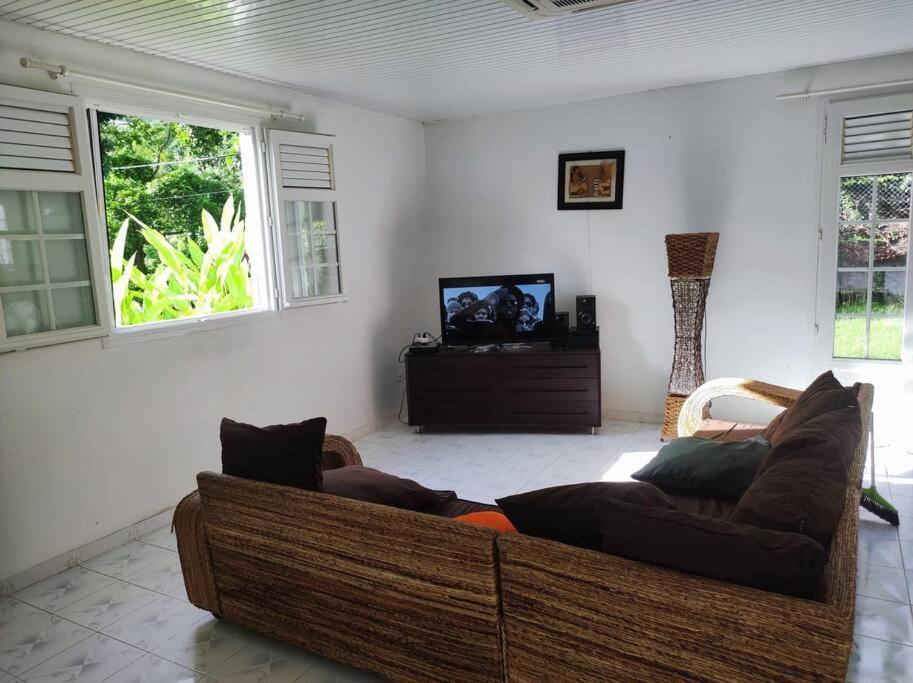 Villa Familiale Avec Piscine Le Marin Extérieur photo